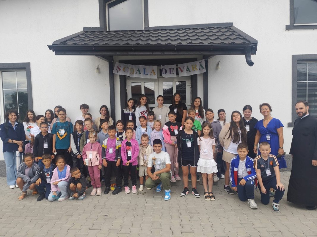 Copilăria în lumina credinței la Școala de vară a parohiilor Copăceni 340325