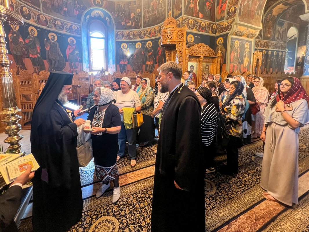 Credincioși din Constanța în pelerinaj la Buzău 340411