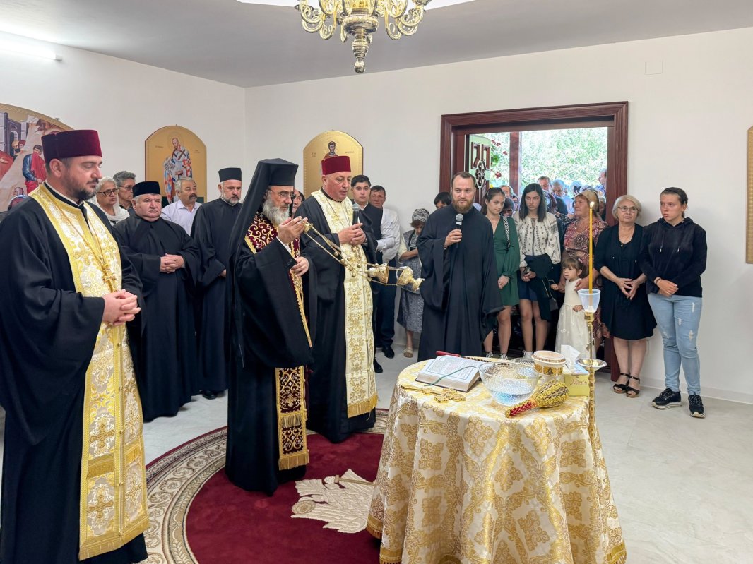 Sfințirea noului așezământ parohial din Pănătău, județul Buzău 340413