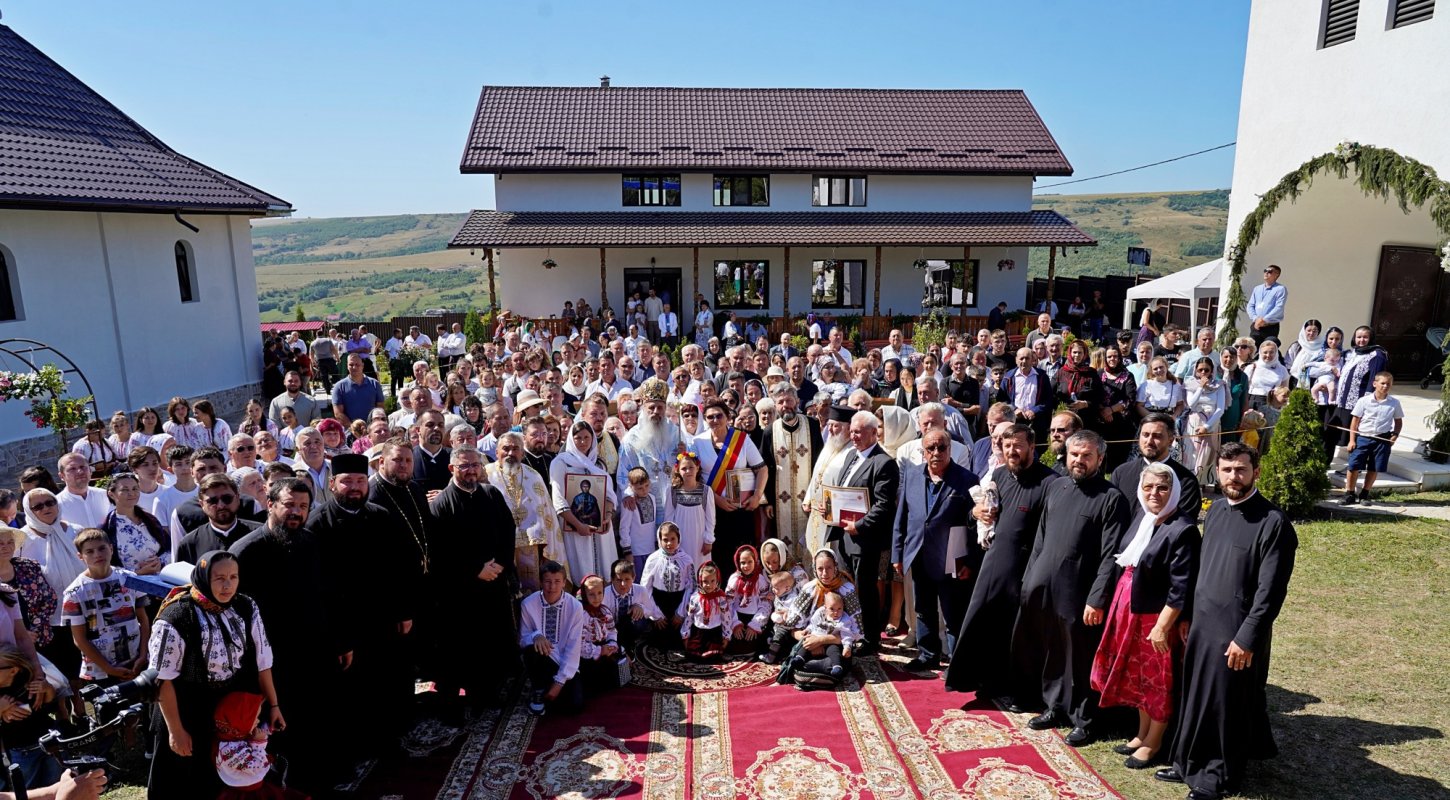Binecuvântare pentru credincioșii din Urșița 340518
