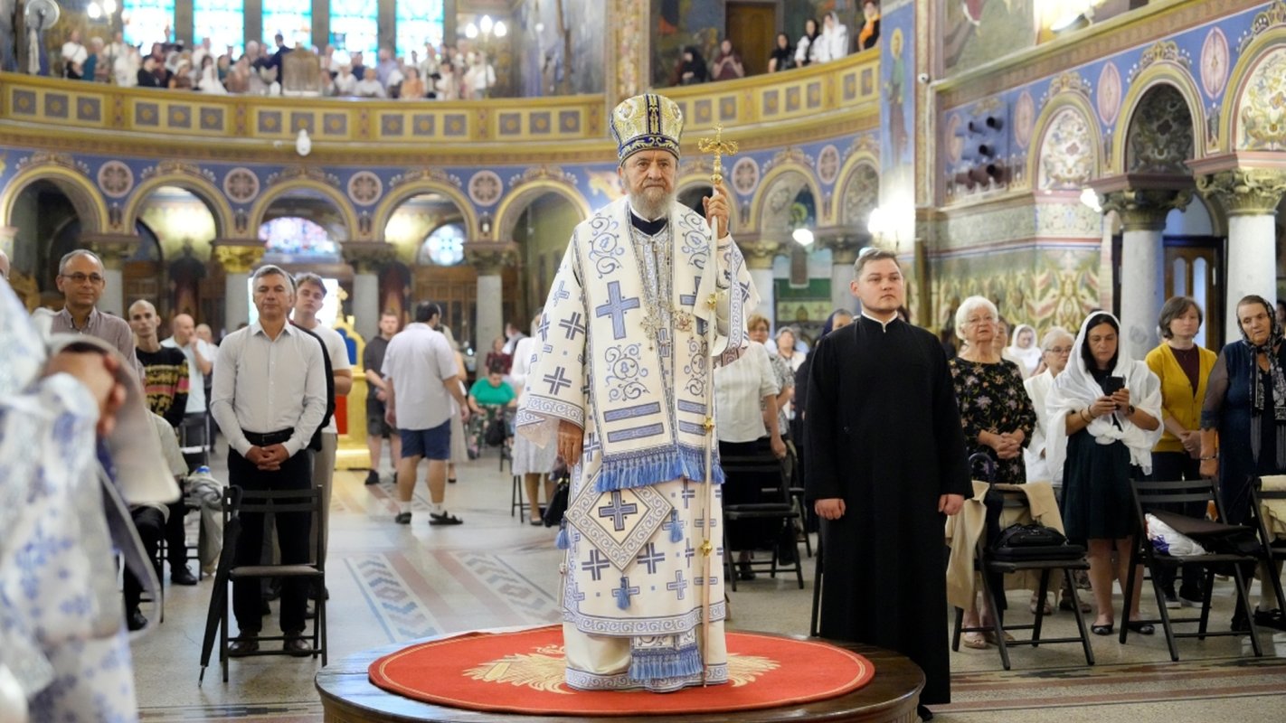 Duminica a 12-a după Rusalii la Catedrala Mitropolitană din Sibiu 340622
