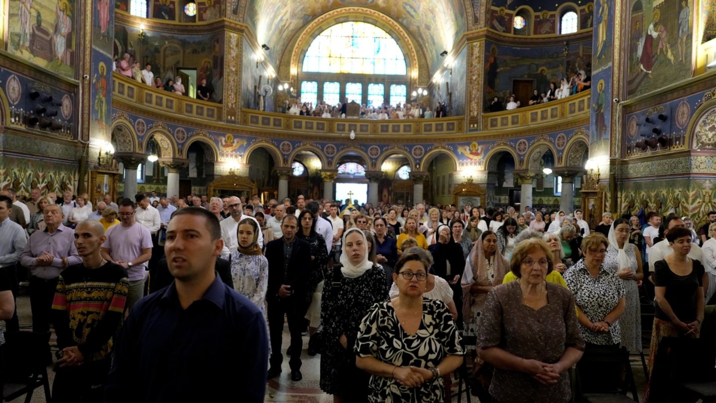 Duminica a 12-a după Rusalii la Catedrala Mitropolitană din Sibiu 340625