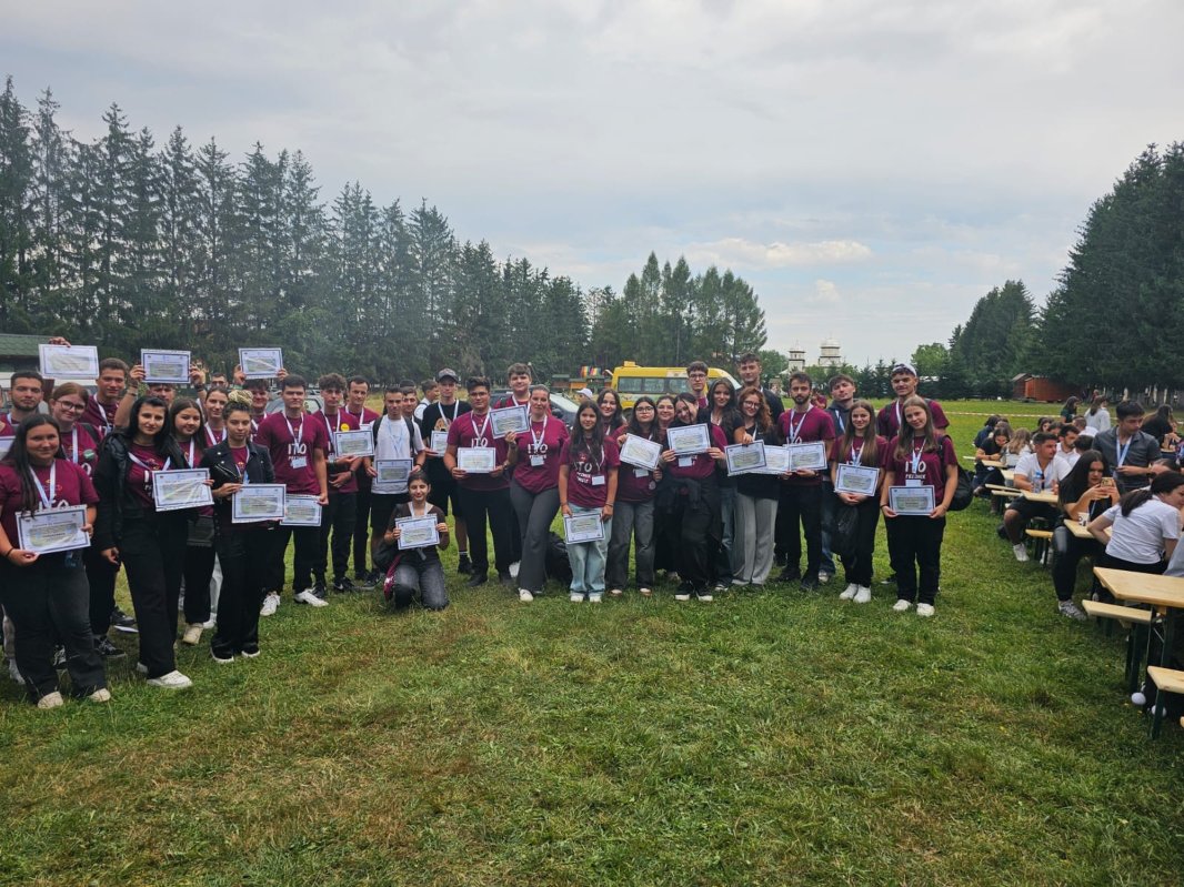 Întâlnirea Tinerilor Ortodocși din Arhiepiscopia Sibiului la Vama Buzăului 340573