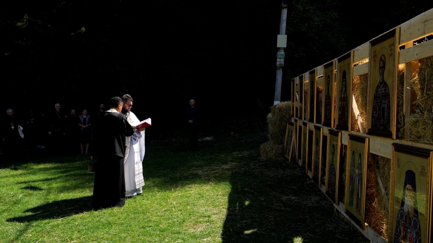 Întâlnirea Tinerilor Ortodocși din Arhiepiscopia Sibiului la Vama Buzăului 340575