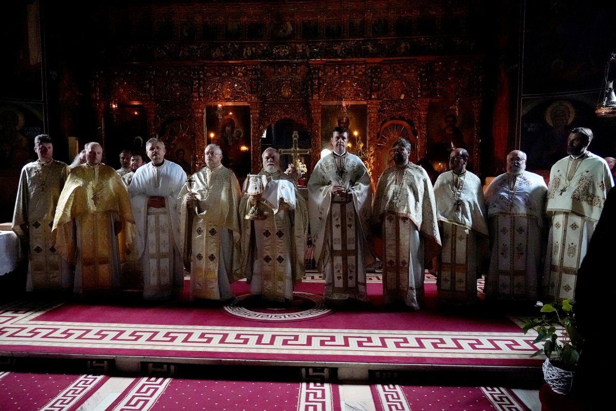 Promoția 2000 a Facultății de Teologie din Iași s-a reîntâlnit după 25 de ani 340593