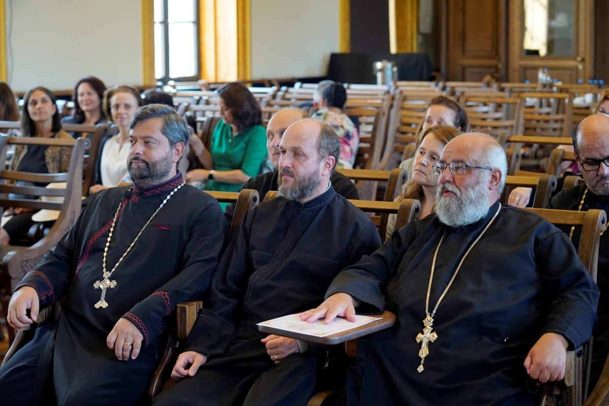 Promoția 2000 a Facultății de Teologie din Iași s-a reîntâlnit după 25 de ani 340601