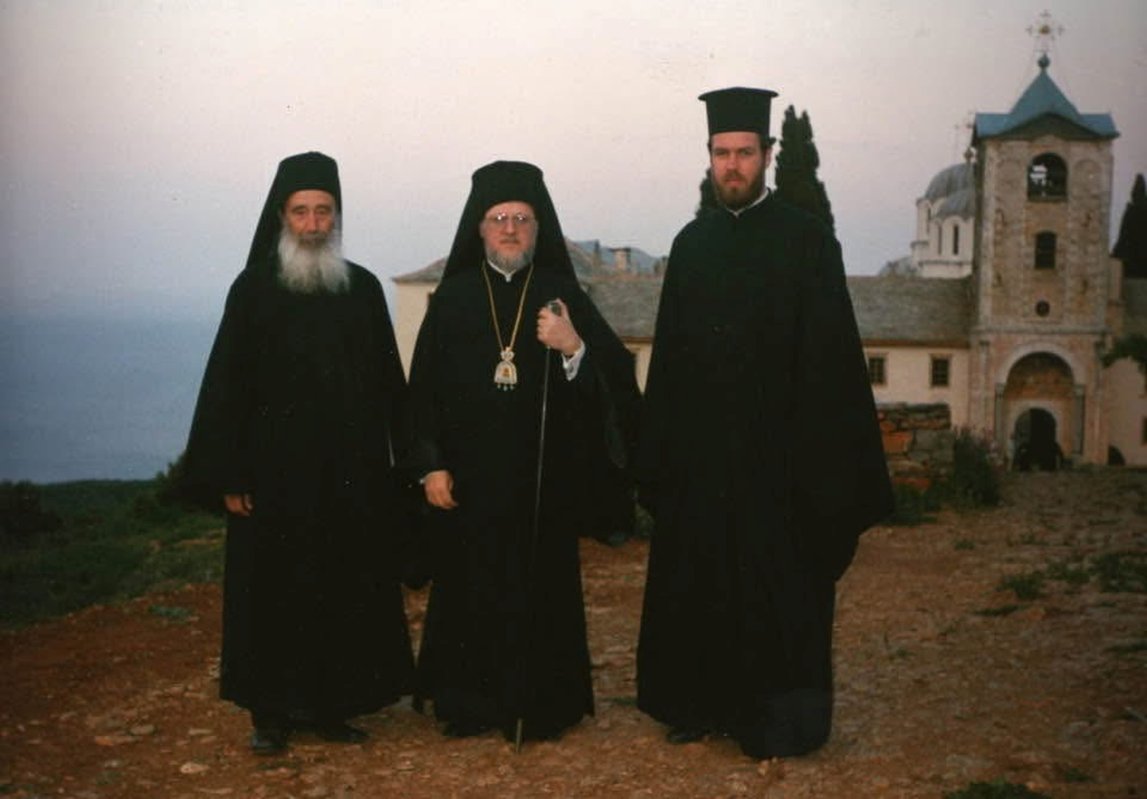 Sfinţii Cuvioşi Dionisie de la Colciu şi Petroniu de la Prodromu au fost canonizaţi de Patriarhia Ecumenică 340592