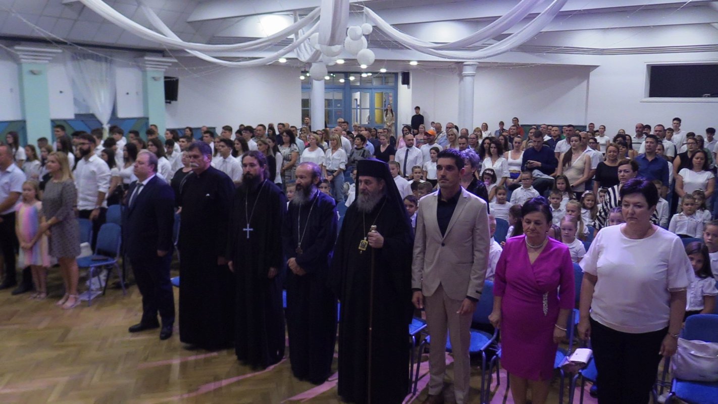 Binecuvântare arhierească pentru românii din Ungaria 340718