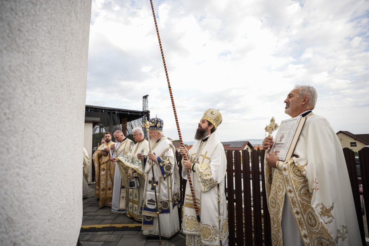 Biserica „Soborul Maicii Domnului” din cartierul clujean Făget a fost sfințită  340681