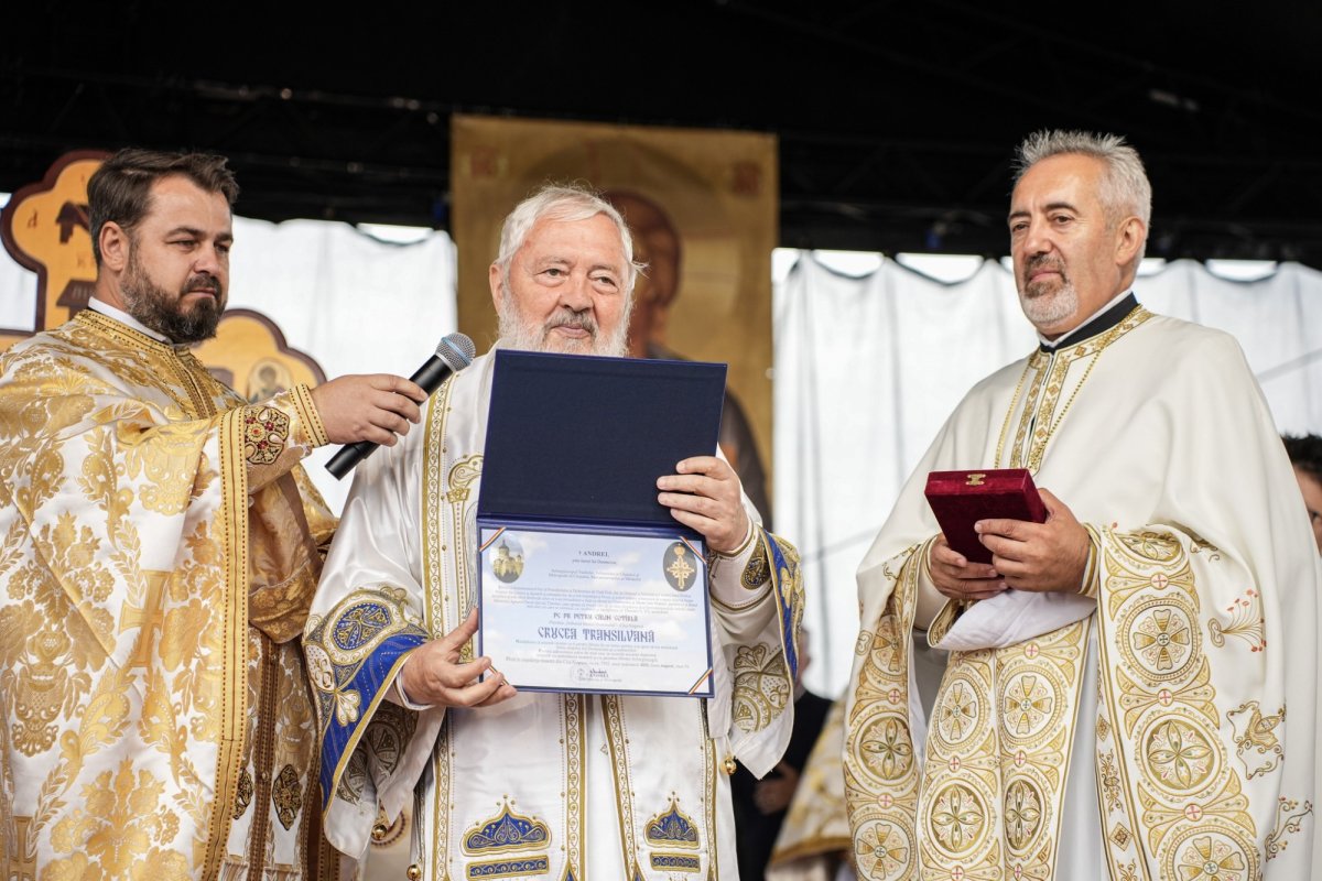 Biserica „Soborul Maicii Domnului” din cartierul clujean Făget a fost sfințită  340684