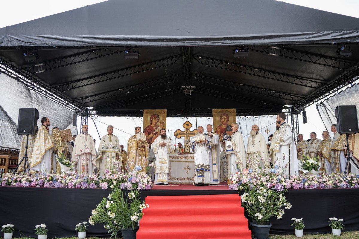 Biserica „Soborul Maicii Domnului” din cartierul clujean Făget a fost sfințită  340685