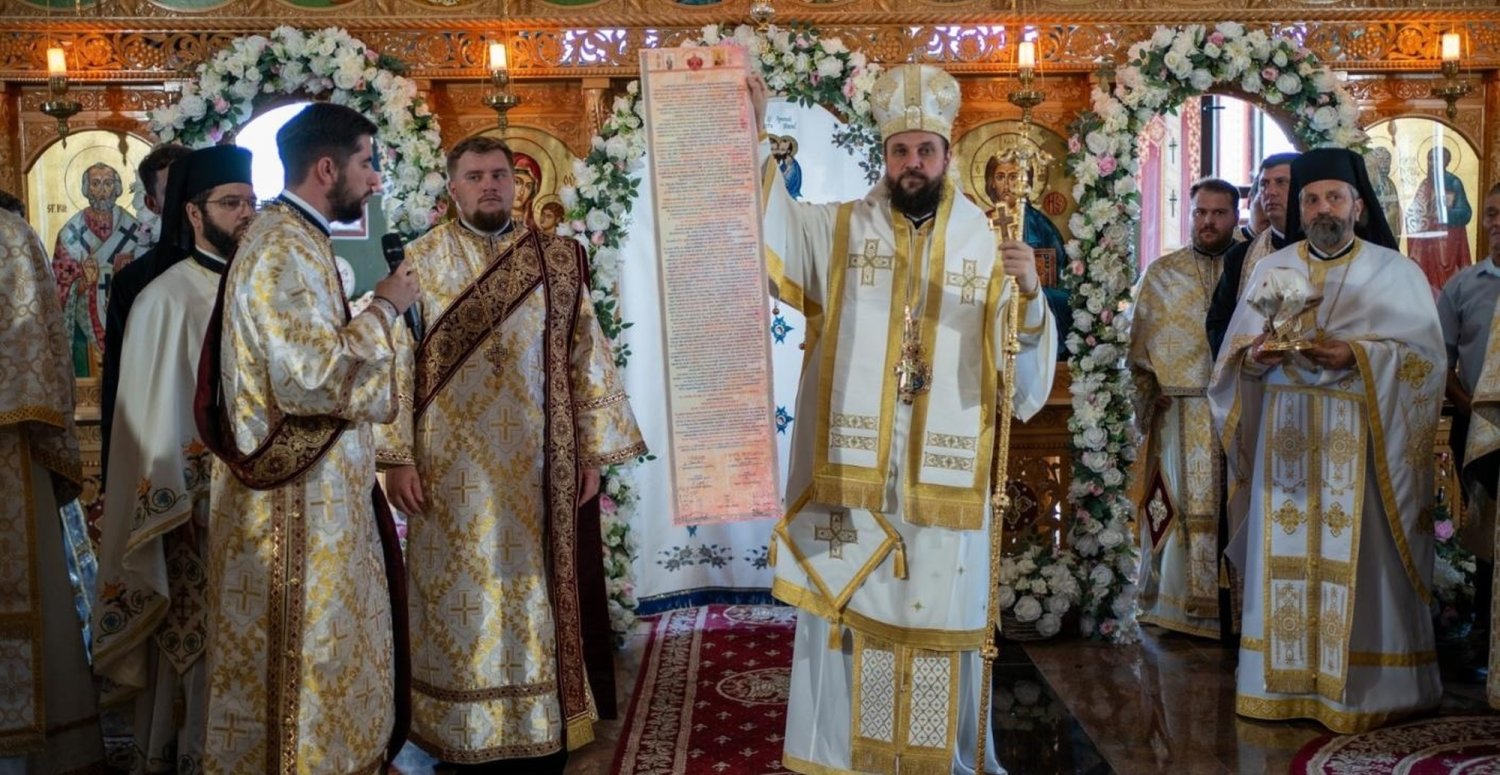 Biserica „Sfântul Nicolae” din Scărișoara, Bacău, a fost sfințită 340751