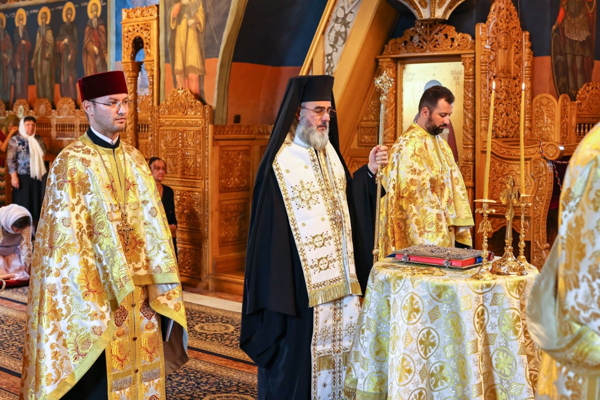 Începutul anului bisericesc în Arhiepiscopia Buzăului şi Vrancei 340771