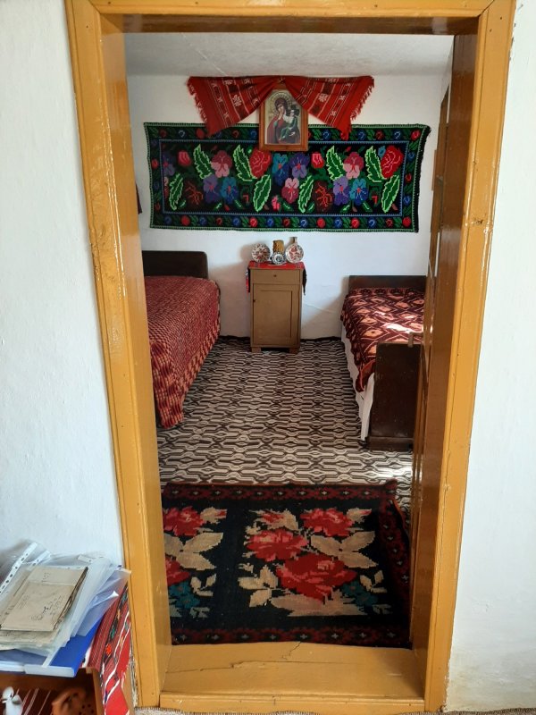 Casa Sfântului Dometie din Târlele Filiului. Pași pentru înțelegerea sacrului 340794