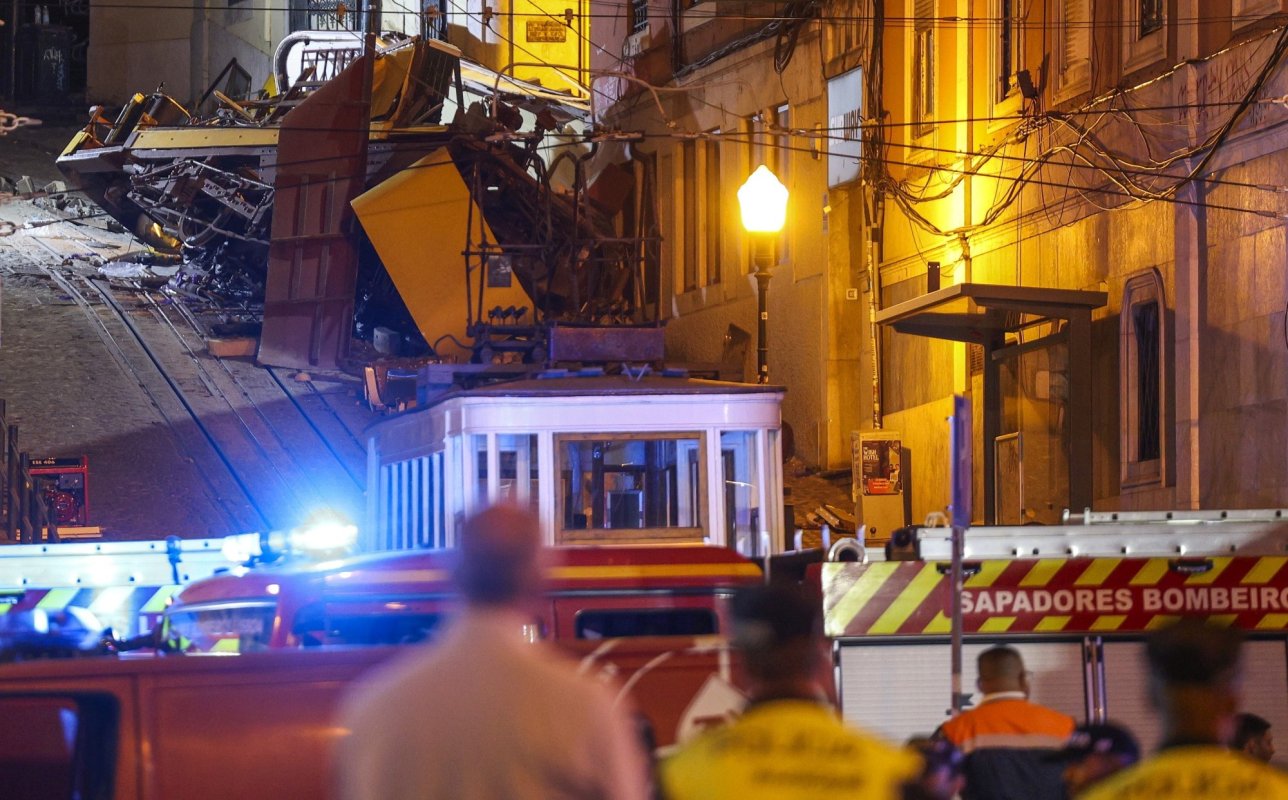 Mesaj de solidaritate adresat poporului portughez 340858