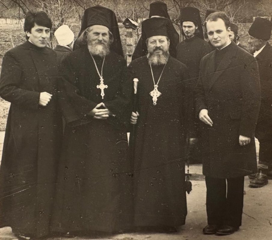 Cuviosul Serafim cel Răbdător de la Sâmbăta, mărturii din file de epistolă și evlavioase aduceri aminte 340923