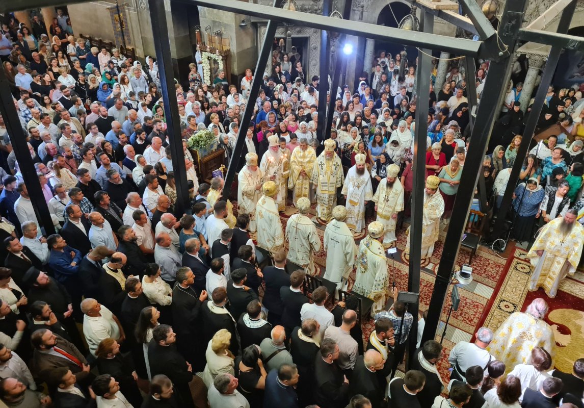 Hirotonie de Episcop în Arhiepiscopia Vadului, Feleacului și Clujului 341045
