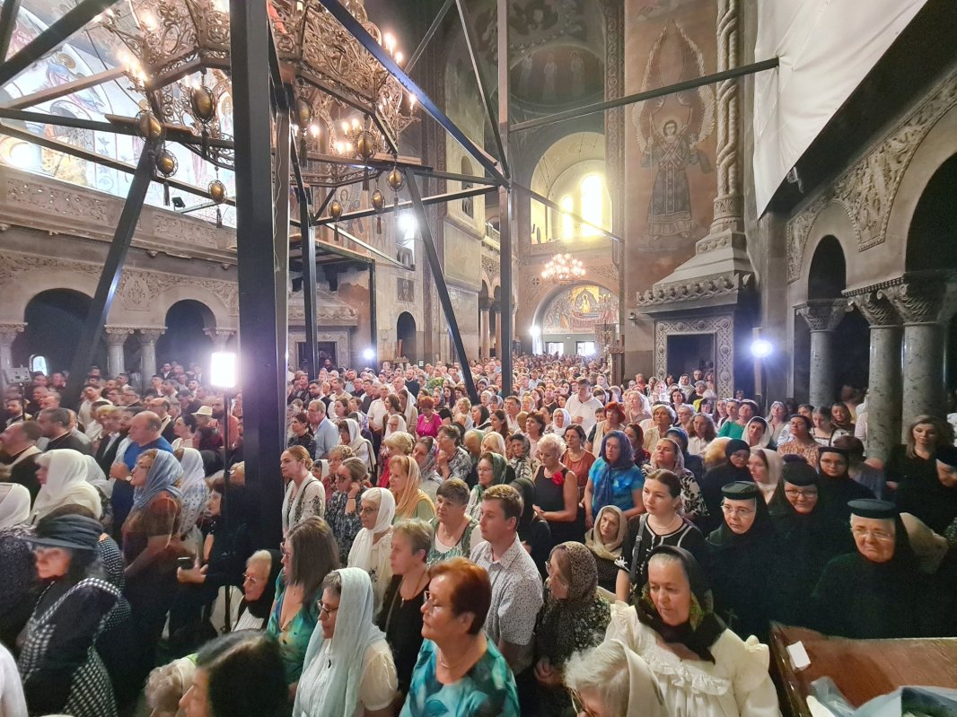 Hirotonie de Episcop în Arhiepiscopia Vadului, Feleacului și Clujului 341046