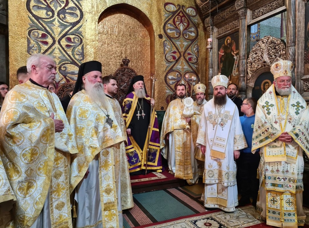 Hirotonie de Episcop în Arhiepiscopia Vadului, Feleacului și Clujului 341048