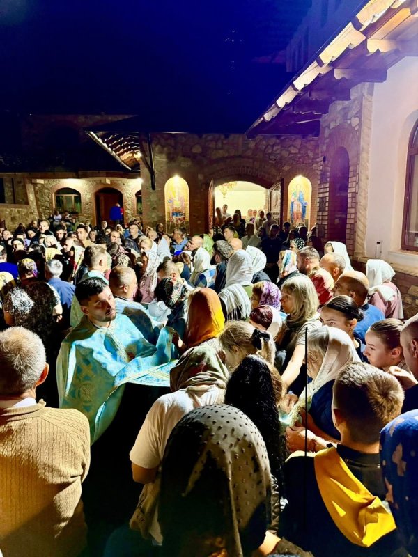 Minunile tăinuite ale Maicii Domnului de la Giurgeni 340386