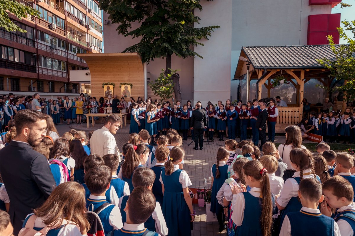 Școala noastră cea de toate zilele 340395