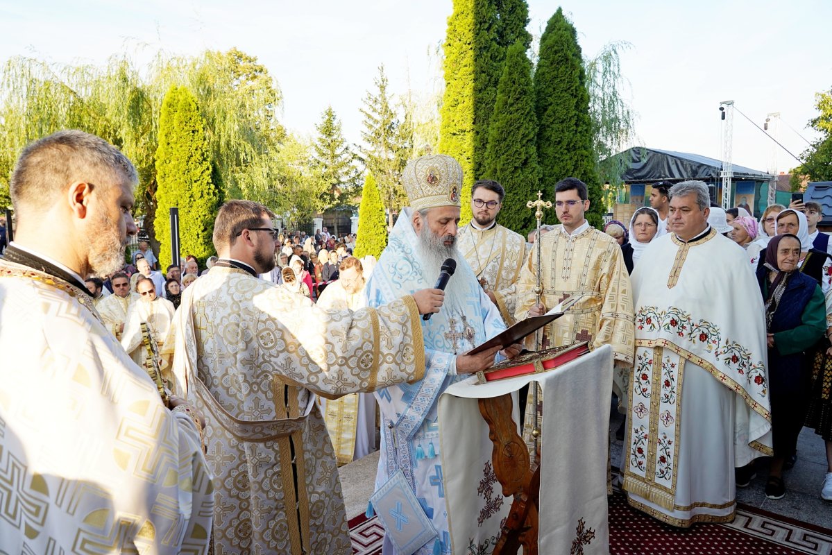 Un nou lăcaș de rugăciune pentru credincioșii din Zănești 341066