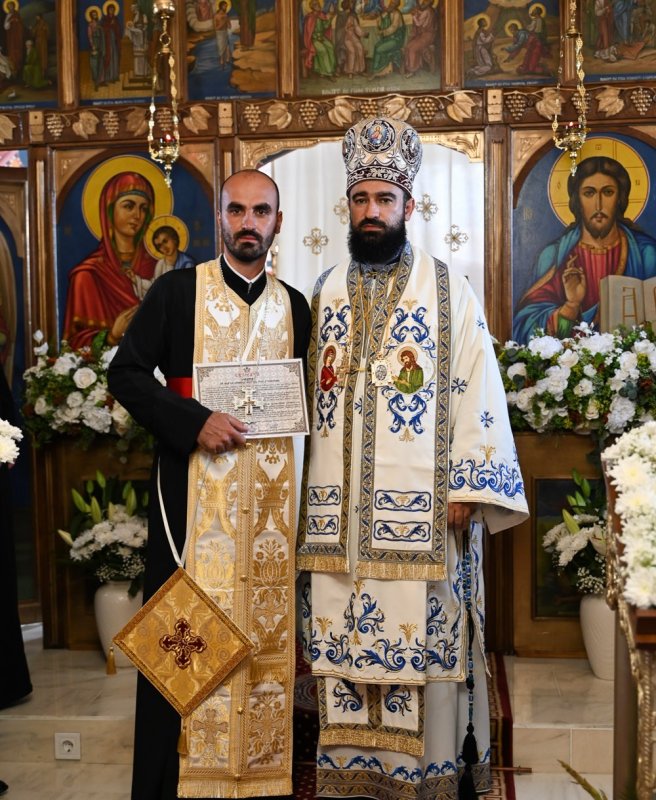 Biserica din Parohia Simeria Veche a fost târnosită 341123