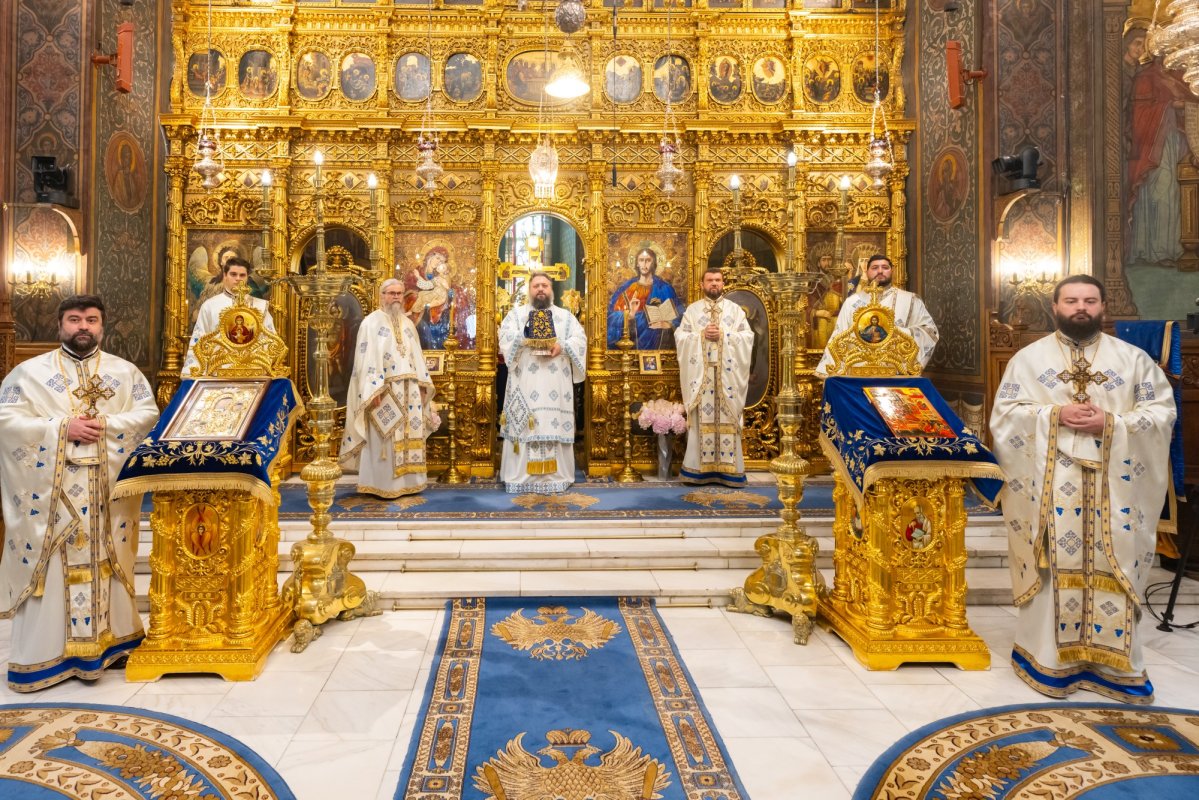 Praznic închinat Născătoarei de Dumnezeu la Catedrala Patriarhală 341174