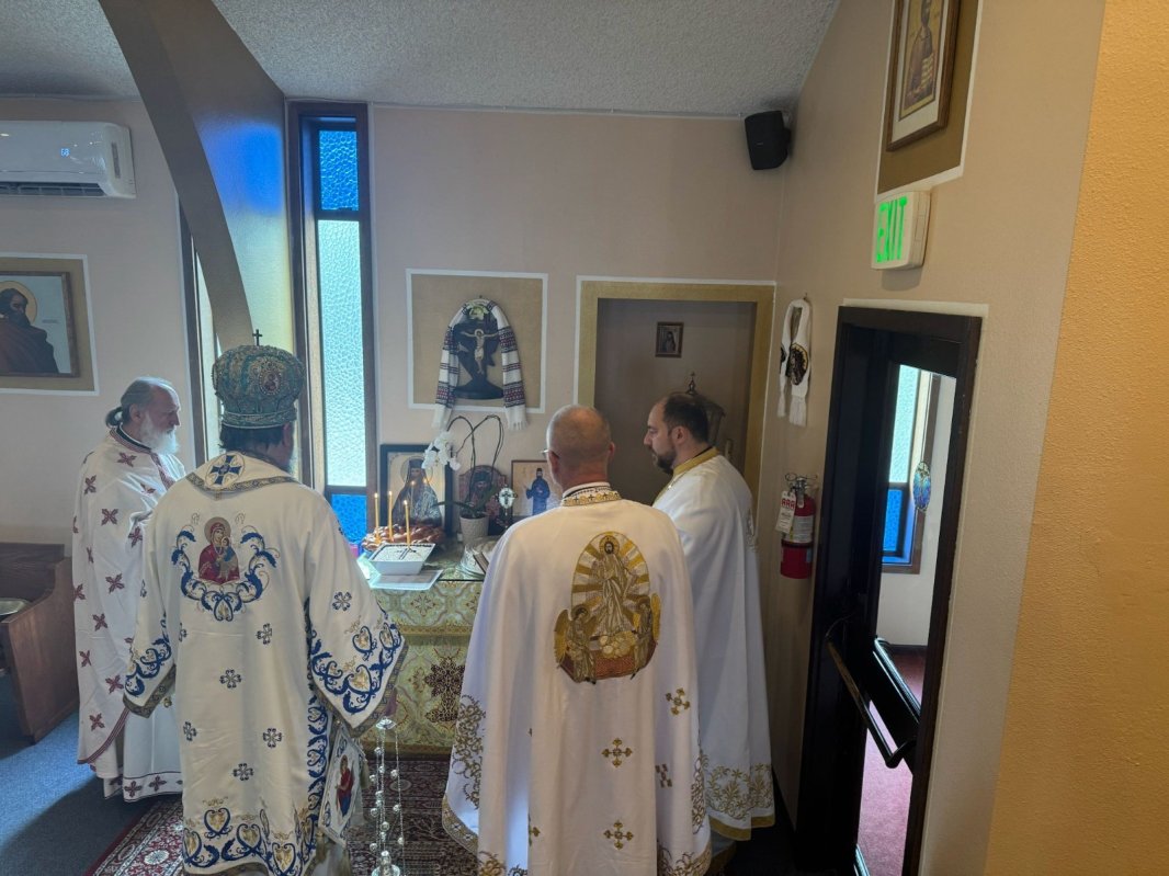 Hramul Parohiei „Sfinții Ioachim și Ana” din Seattle 341261