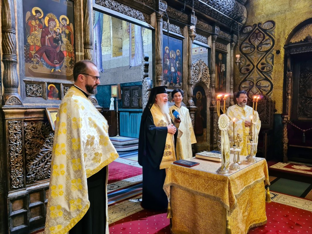 Noul an școlar a început prin rugăciune la Cluj-Napoca şi Bistriţa 341370