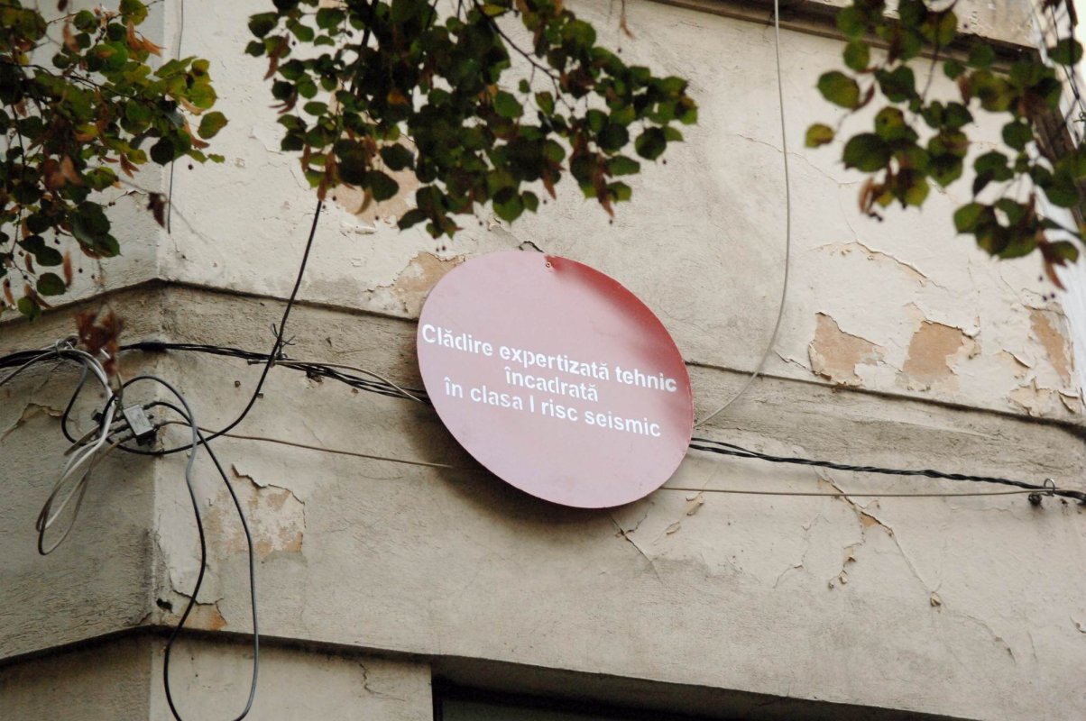 Fonduri pentru reabilitarea a 20 de clădiri 341357