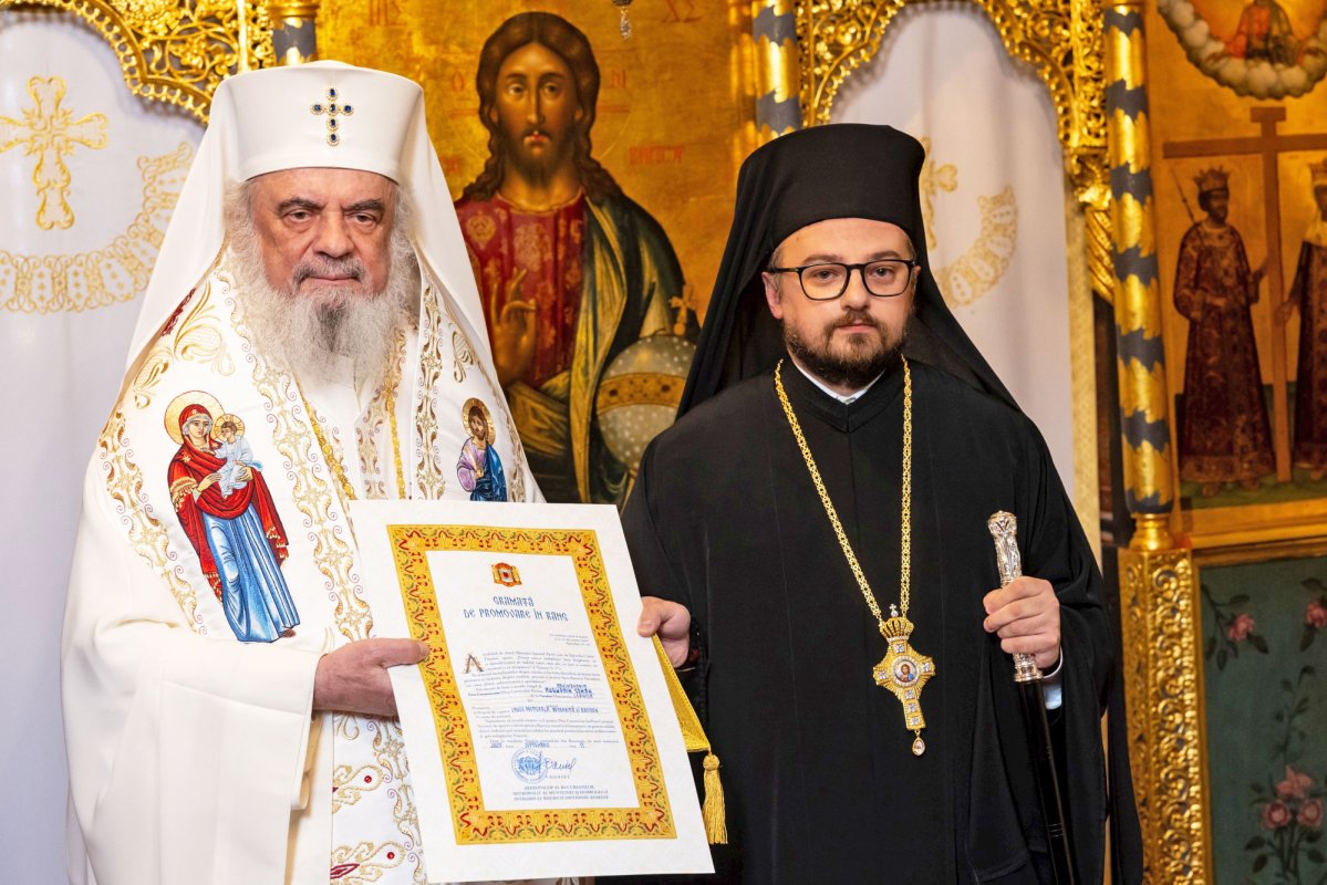 Trei noi arhimandriți hirotesiți de Patriarhul României 341431