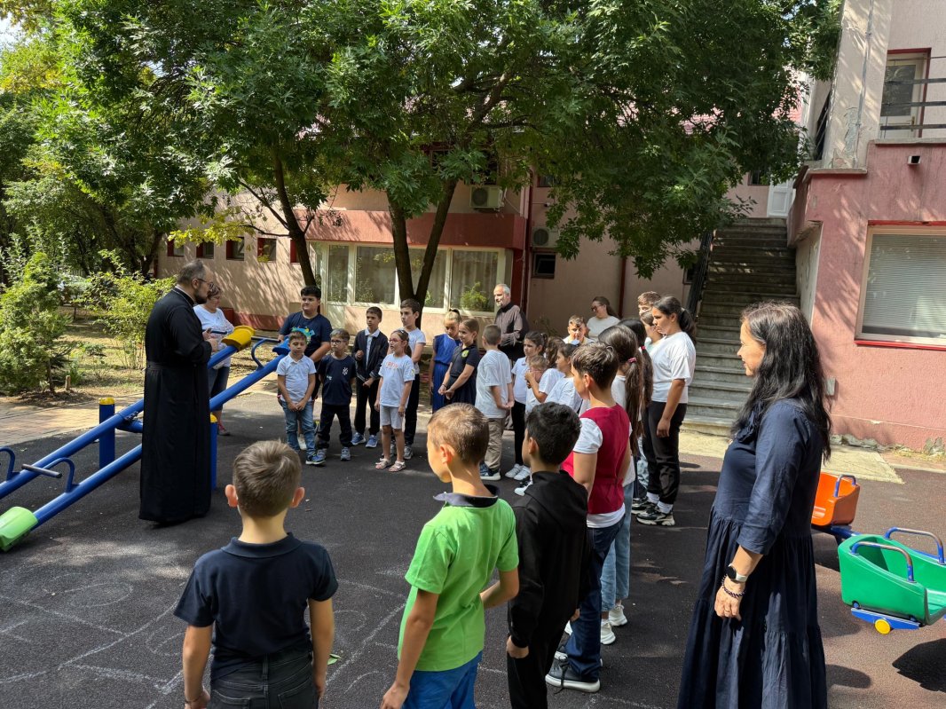 O colaborare de tradiție în sprijinul copiilor vulnerabili din sectorul 4 al Capitalei 341488