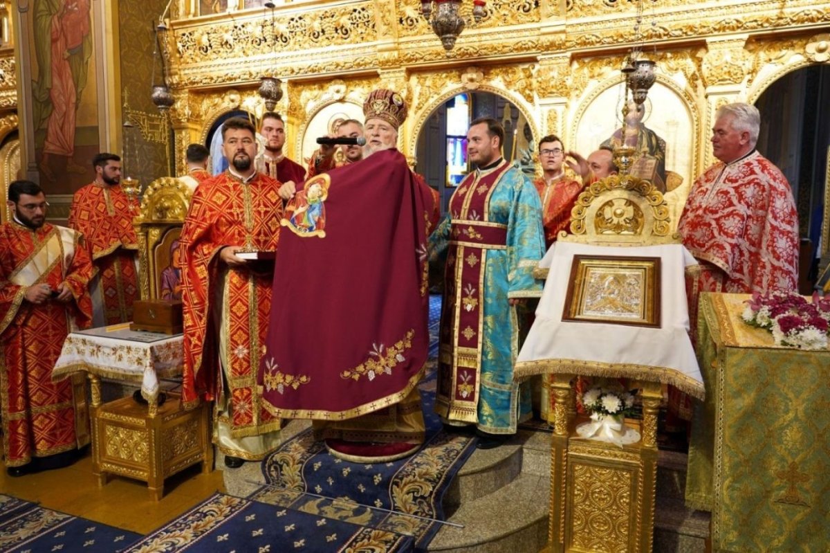 Popas duhovnicesc la Catedrala din Târgoviște 341682