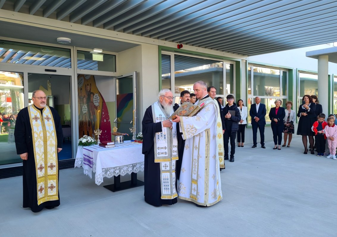 Binecuvântare pentru noua clădire a Școlii „Ion Agârbiceanu” din Cluj-Napoca 341884