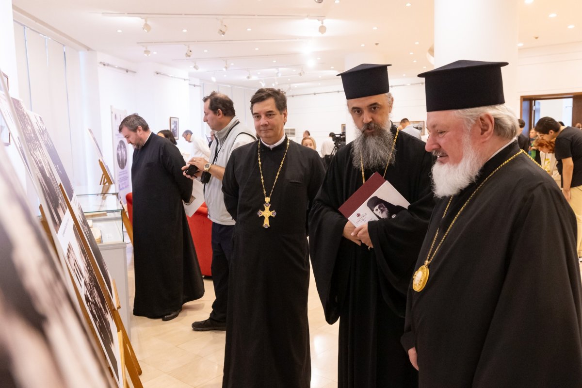 Centenarul Patriarhiei Române, marcat la Biblioteca Academiei 341931