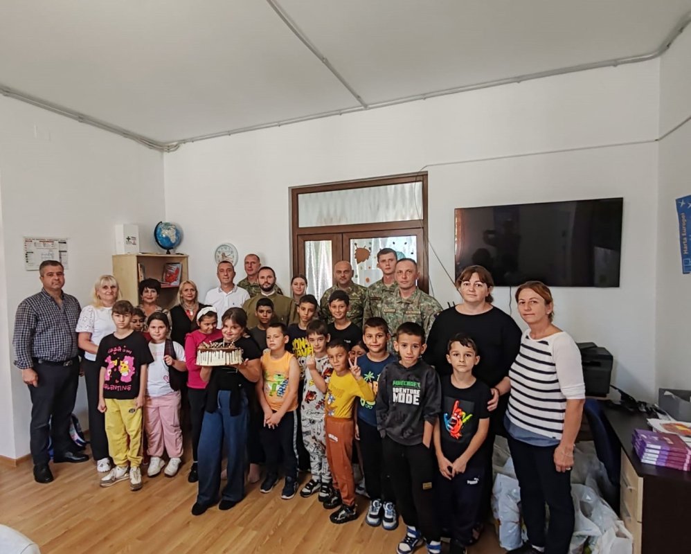 Acțiune filantropică a militarilor lugojeni în Țara Făgetului 341994