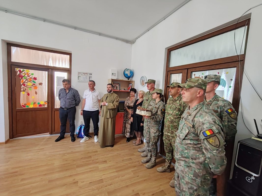 Acțiune filantropică a militarilor lugojeni în Țara Făgetului 341995