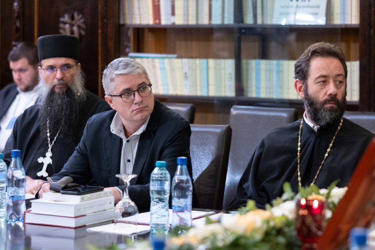 Simpozion omagial dedicat Cuviosului Mărturisitor Sofian Boghiu 342012