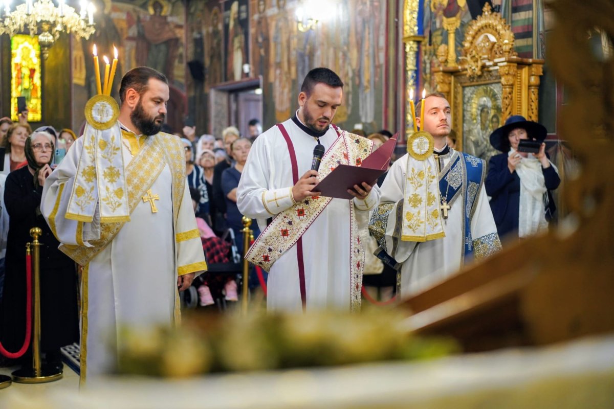Hirotonii la Biserica „Nașterea Maicii Domnului”‑Ghencea din Capitală 342132
