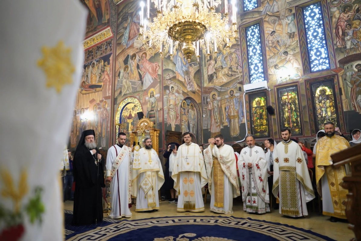 Hirotonii la Biserica „Nașterea Maicii Domnului”‑Ghencea din Capitală 342135