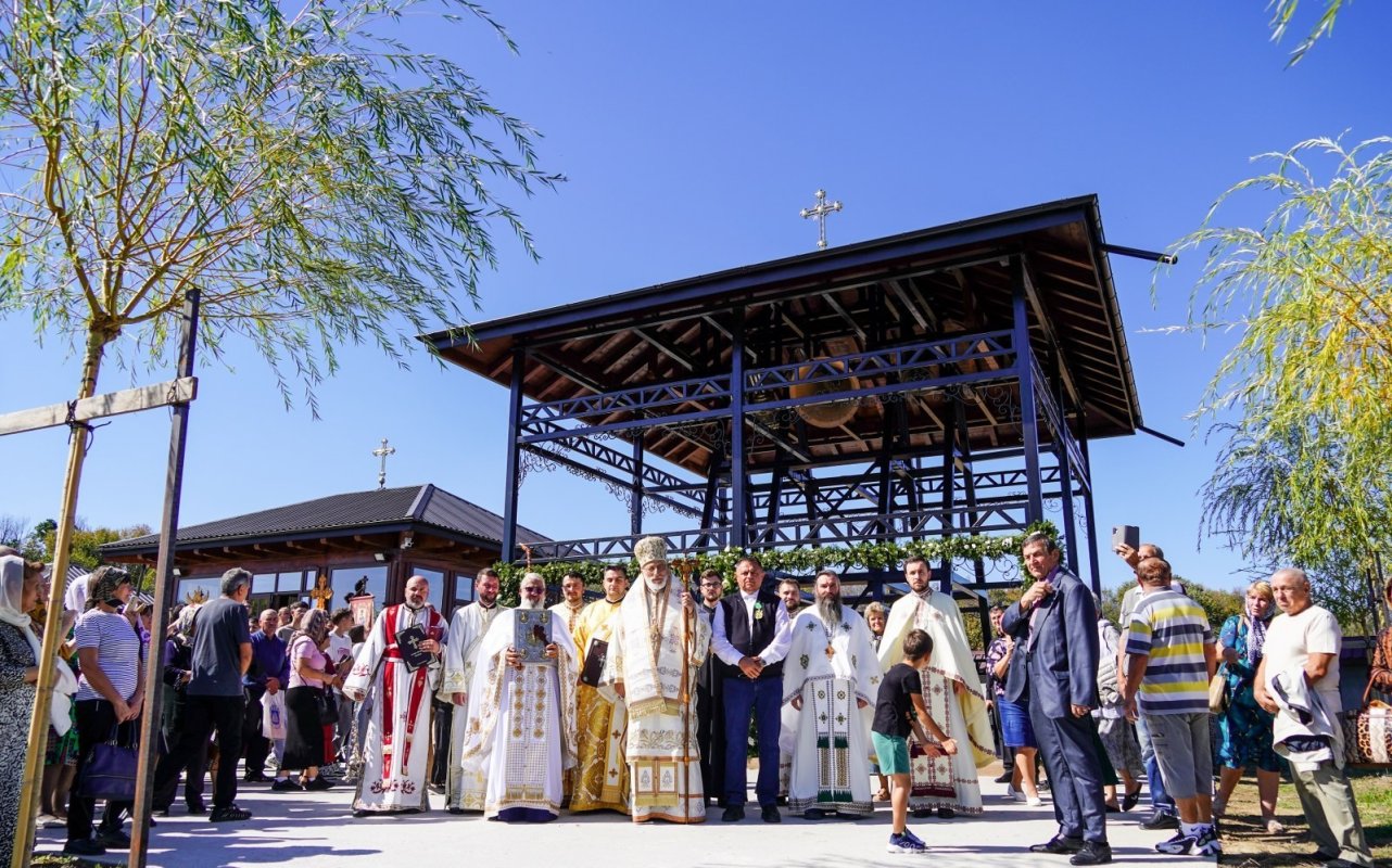 Binecuvântarea unor noi realizări la Mănăstirea „Sfânta Treime”‑Ionești din Argeș 342187