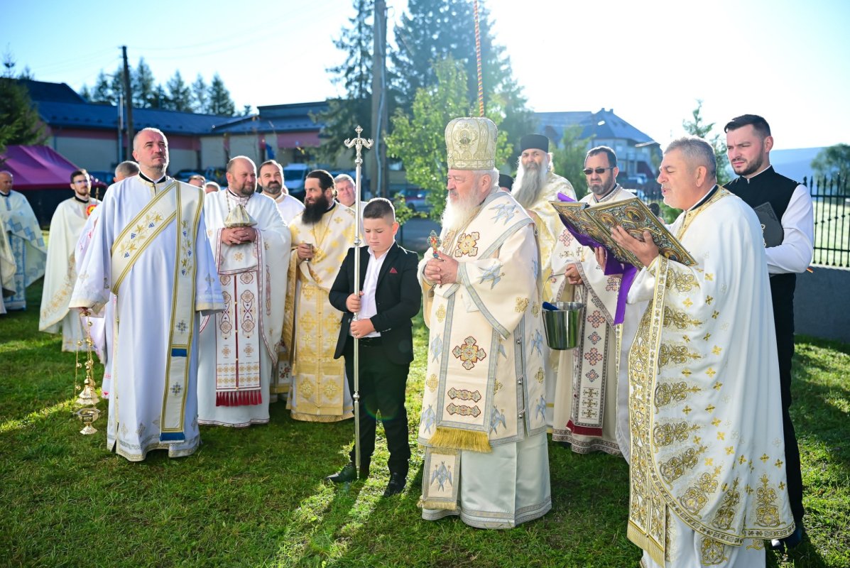 Sfințirea Bisericii „Sfânta Treime” din Măguri, județul Cluj 342170