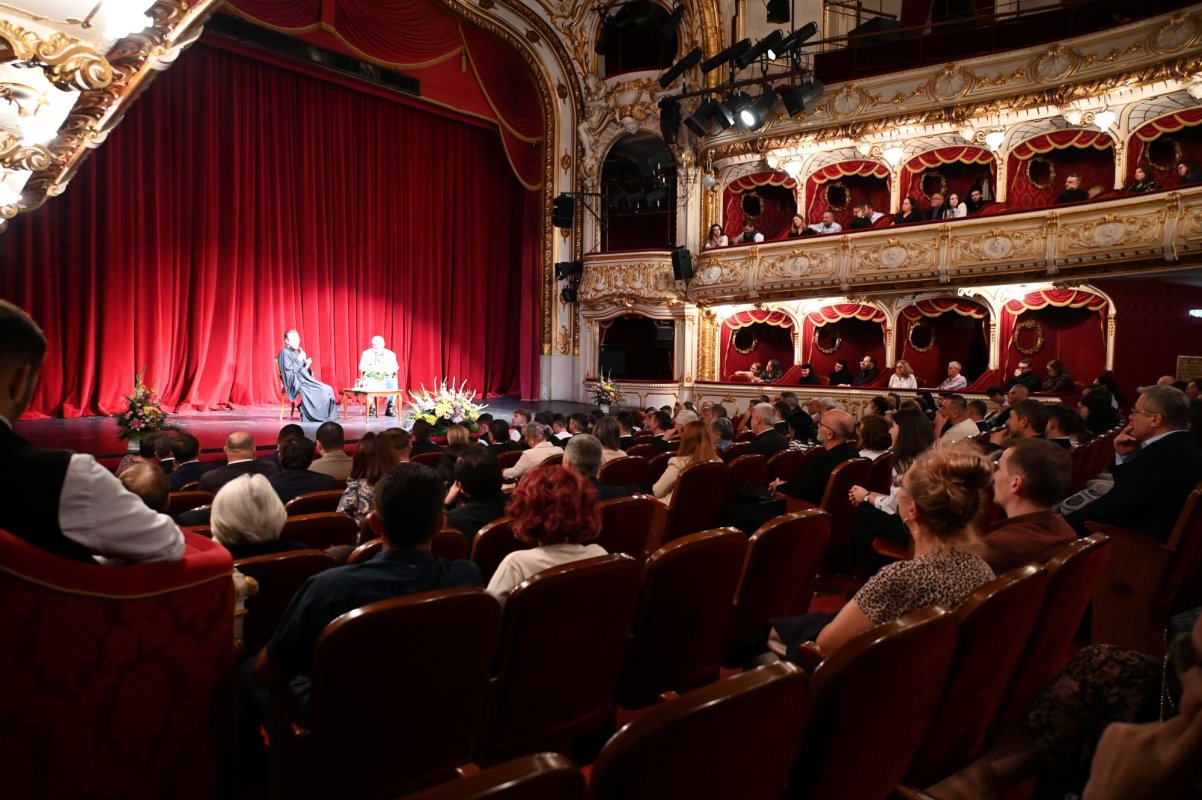 Eveniment editorial la Oradea 342481