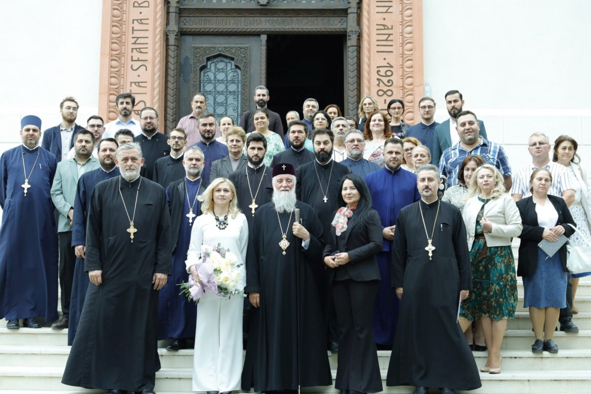 Sfătuire pentru o mai bună organizare a orei de religie la Craiova 342561