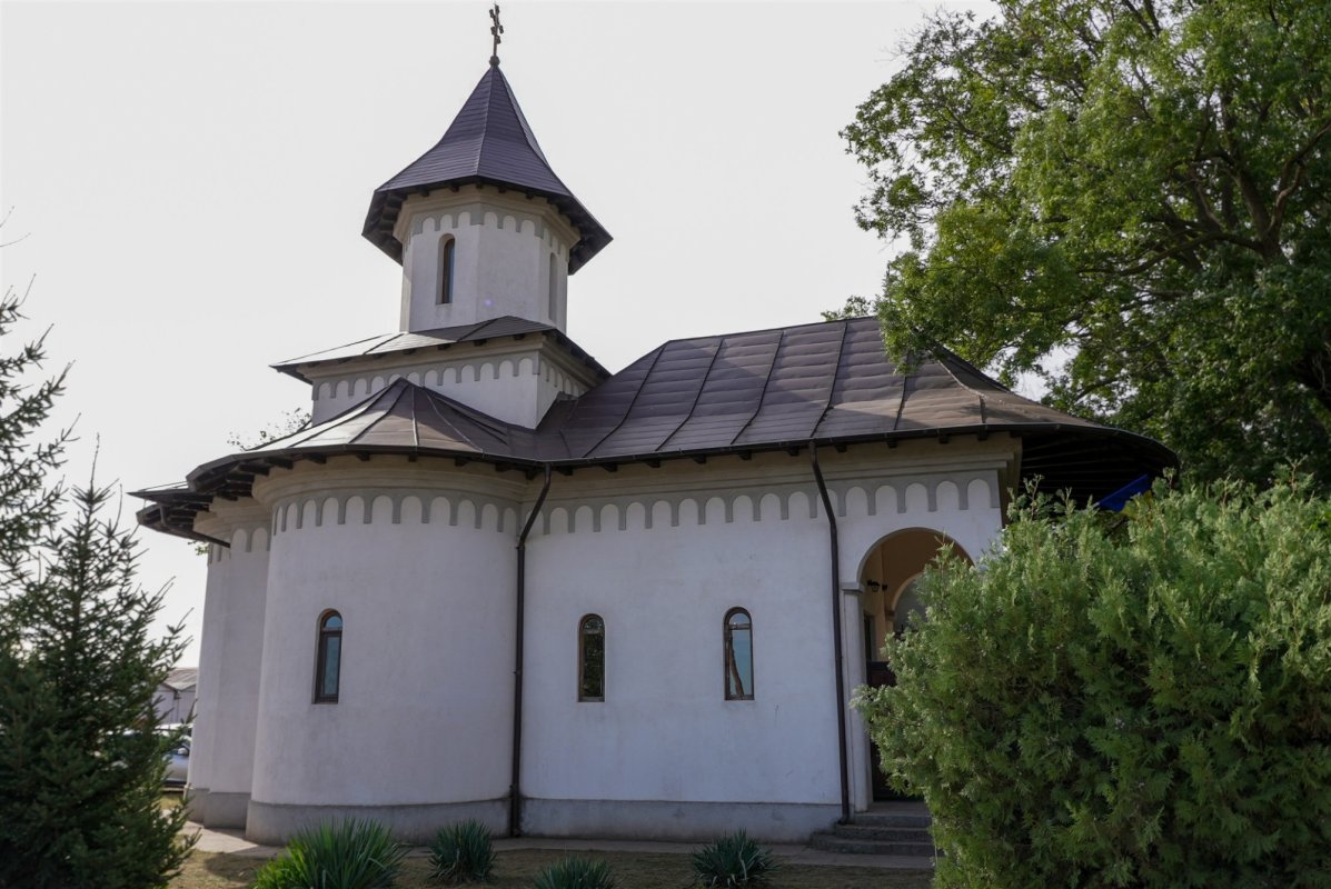 Binecuvântare la mănăstirea gălățeană „Sfântul Mucenic Trifon” 342762