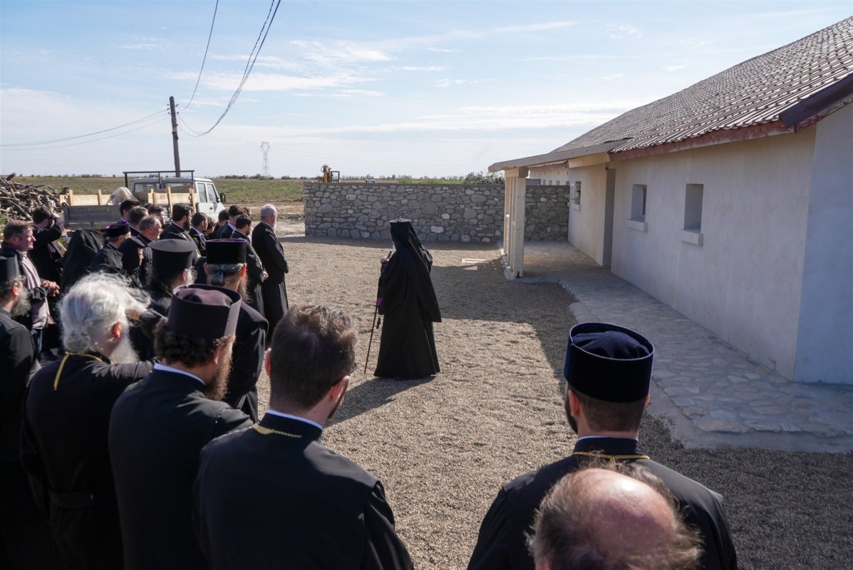 Binecuvântare la mănăstirea gălățeană „Sfântul Mucenic Trifon” 342772