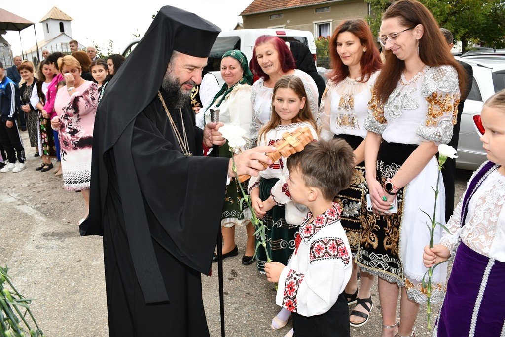 Bucurie duhovnicească în Parohia Valeadeni din Banat 342757