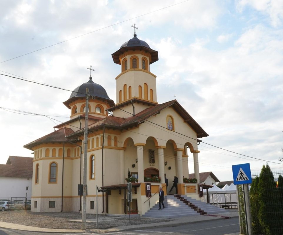 Târnosirea Bisericii „Sfântul Apostol și Evanghelist Ioan” din Parohia Sebeș VII 342867