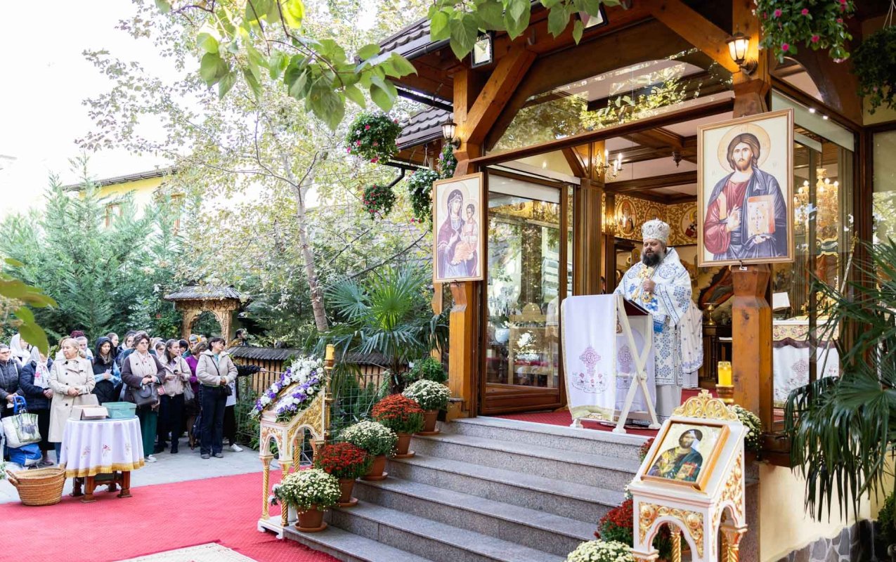 Sărbătoarea Acoperământului Maicii Domnului la Paraclisul Catedralei Naționale 343073